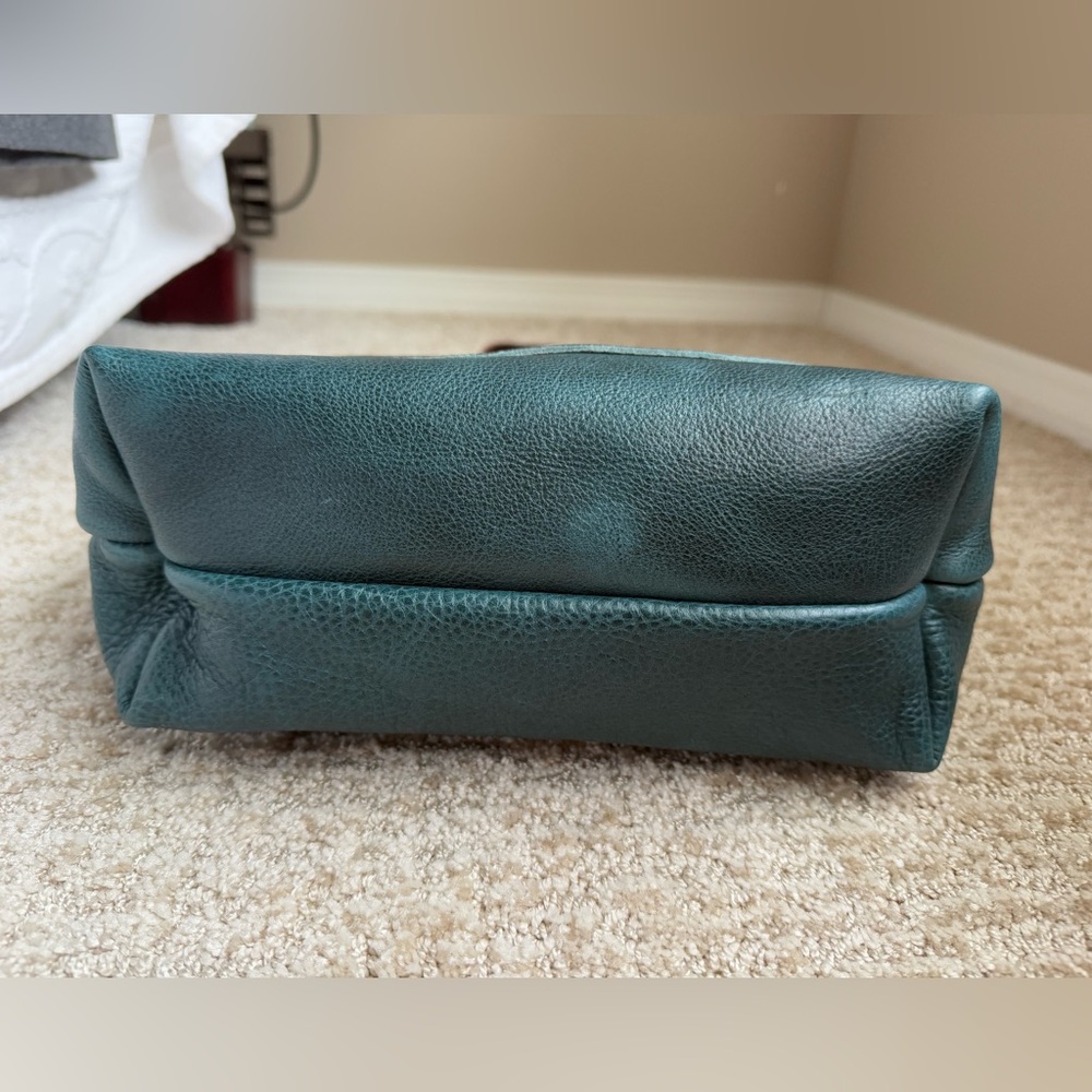 BNNU Lagoon Small Zip Tote - Picture 5 of 6